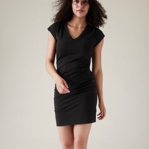 NWOT Athleta Effortless Tee Dress - Picture 1 of 6